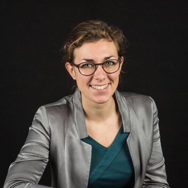 Description image Portrait de Louise Chopinet, docteure en biologie
